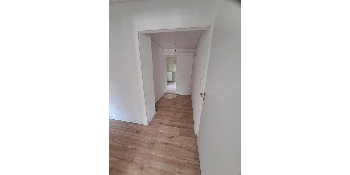 Erdgeschoßwohnung Siegen Eiserfeld - 2 Zimmer, 65 m&sup2;, 860&euro; | Angebot:19487032