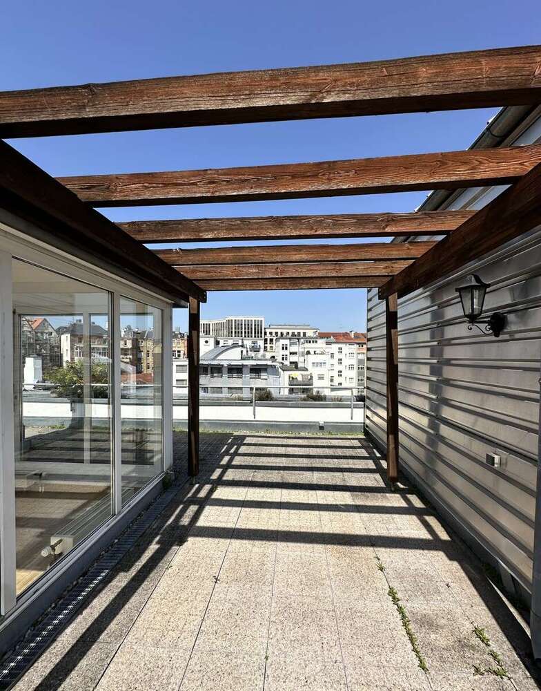 Wohnung zum Mieten in Stuttgart 2.457 € 125 m²