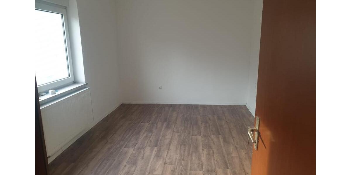 Etagenwohnung Reutlingen Reutlingen (Kernstadt) - 5 Zimmer, 110 m&sup2;, 1.350&euro; | Angebot:24801947