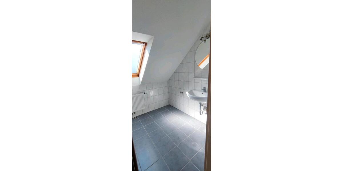 Etagenwohnung Saterland - 2 Zimmer, 95 m&sup2;, 690&euro; | Angebot:26237601