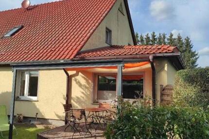 Schöne Doppelhaushälfte im Grünen 4 zimmer