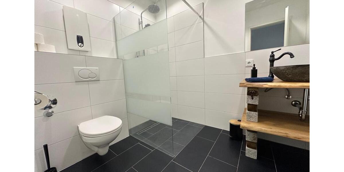 Wohnen auf Zeit Trier Kürenz - 2 Zimmer, 90 m&sup2;, 1.400&euro; | Angebot:26121518