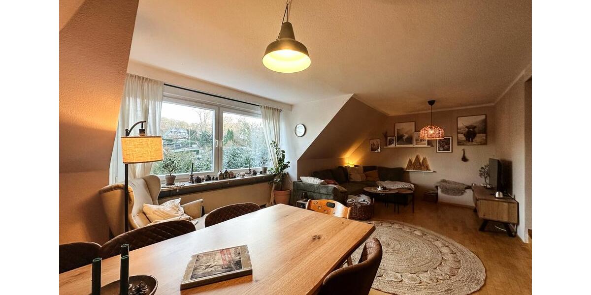 Dachgeschoßwohnung Malente - 3 Zimmer, 80 m&sup2;, 830&euro; | Angebot:25415917