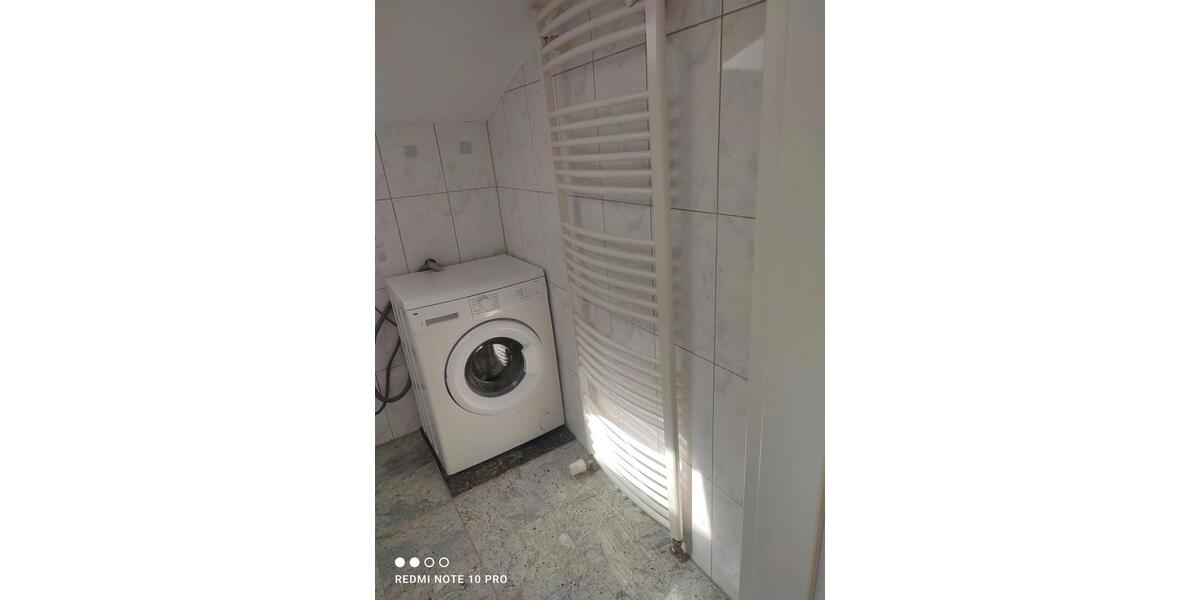 Dachgeschoßwohnung Lingenfeld - 2 Zimmer, 55 m&sup2;, 800&euro; | Angebot:26330072