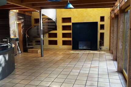 Haus zum Mieten in Taunusstein 3.200 € 300 m² 7 zimmer