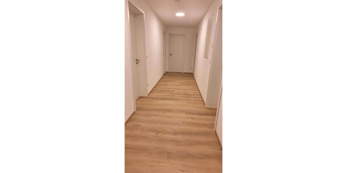 Helle 4-Zimmer-Wohnung mit Küche, Garten, Terrasse&Doppelgarage 4 zimmer