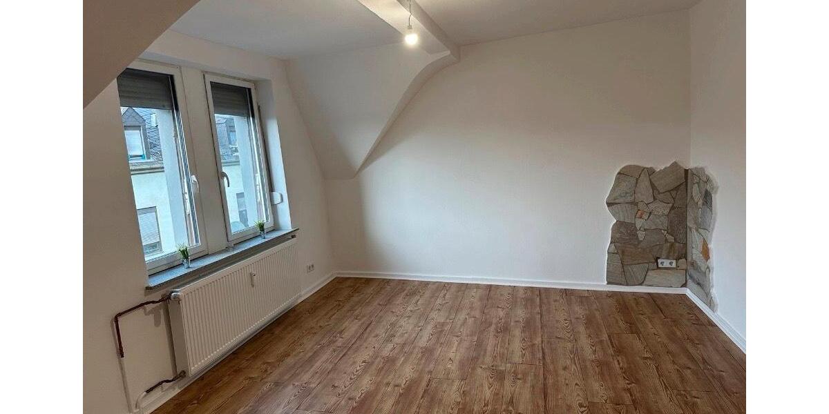 Dachgeschoßwohnung Idar-Oberstein Oberstein - 2 Zimmer, 60 m&sup2;, 440&euro; | Angebot:24892904