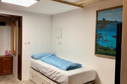 Zimmer im Untergeschoss zu vermieten (Kurz- und Langzeit) 1 zimmer