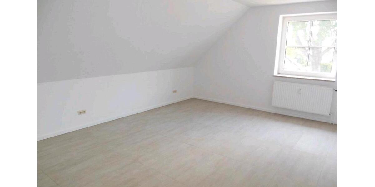 Maisonettenwohnung Westerrönfeld - 4 Zimmer, 135 m&sup2;, 1.350&euro; | Angebot:25974196