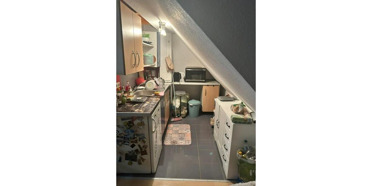 Gemütliche Dachgeschosswohnung für ruhigen Bewohner*in in Bremen 1 zimmer