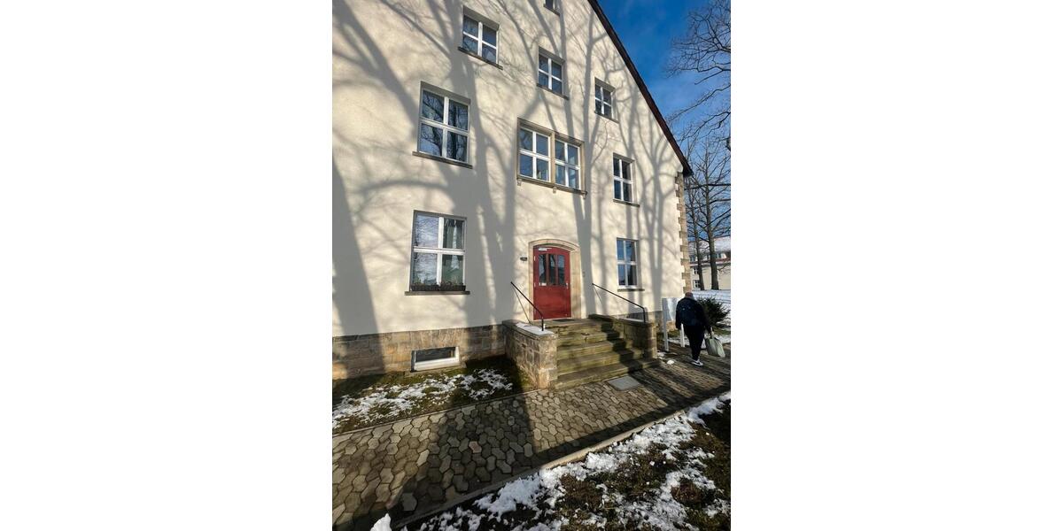 Dachgeschoßwohnung Grasleben - 3 Zimmer, 120 m&sup2;, 1.100&euro; | Angebot:25763856