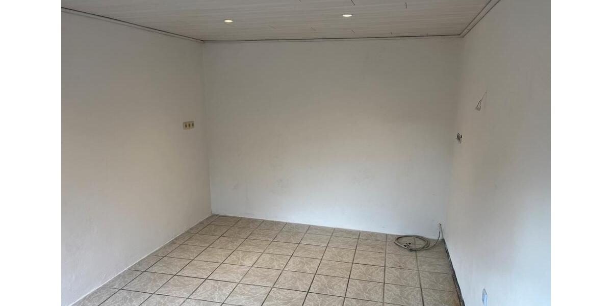Einfamilienhaus Braunfels - 7 Zimmer, 140 m&sup2;, 1.000&euro; | Angebot:25088036