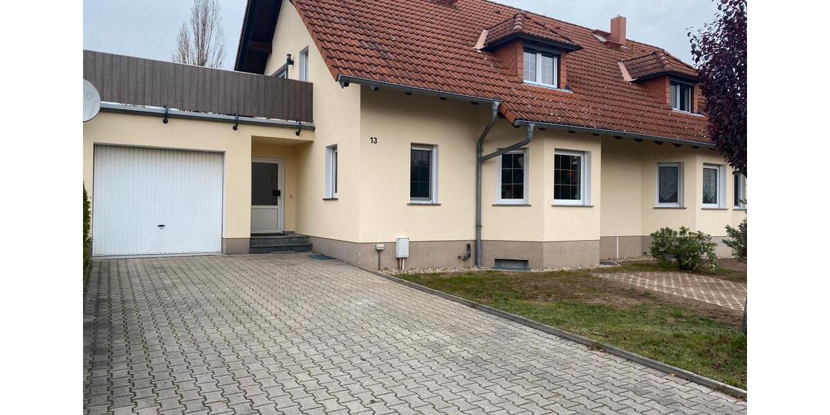 Etagenwohnung Ebersbach - 4 Zimmer, 105 m&sup2;, 1.155&euro; | Angebot:26631586