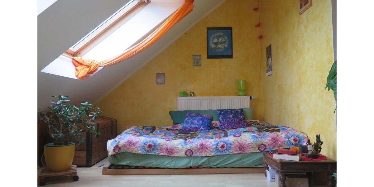 Dachgeschoßwohnung Bergisch Gladbach Frankenforst - 2 Zimmer, 42 m&sup2;, 500&euro; | Angebot:25981128