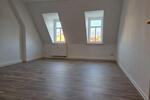 Dachgeschoßwohnung Döbeln - 3 Zimmer, 60 m&sup2;, 125&euro; | Angebot:23788046