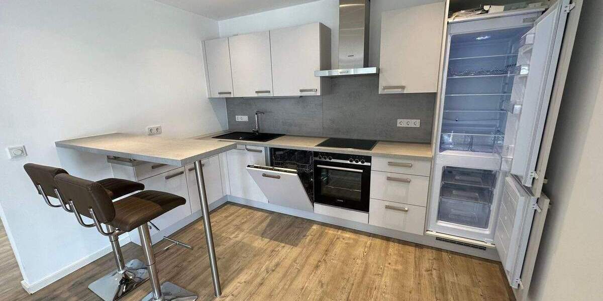 Etagenwohnung Trier Innenstadt - 2 Zimmer, 97 m&sup2;, 1.330&euro; | Angebot:26106695