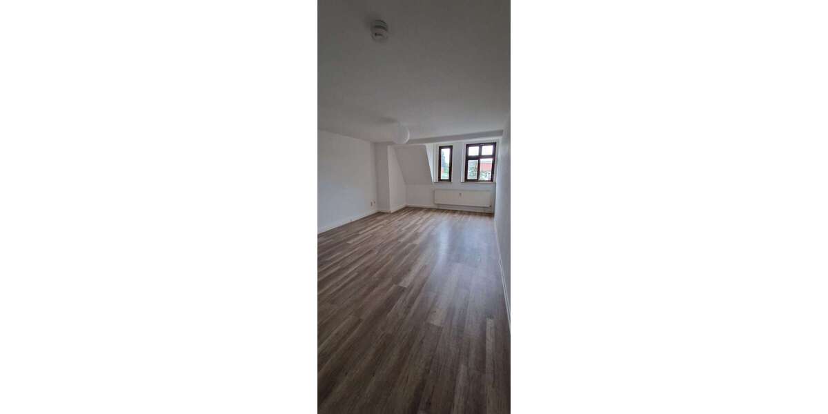 Etagenwohnung Görlitz Innenstadt - 3 Zimmer, 91 m&sup2;, 547&euro; | Angebot:26976803