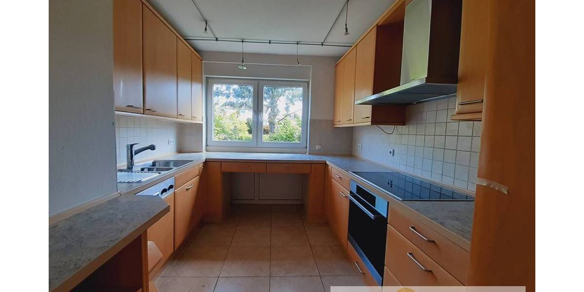 Etagenwohnung Wiesbaden Südost - 4 Zimmer, 152 m&sup2;, 1.900&euro; | Angebot:26170806