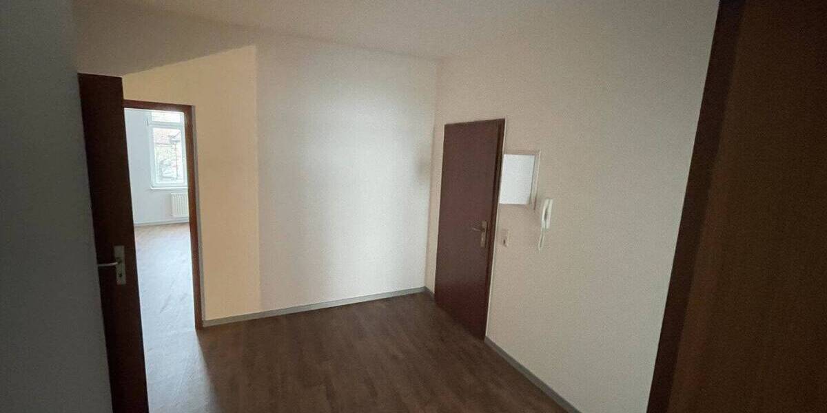 Etagenwohnung Eisenach - 2 Zimmer, 74 m&sup2;, 444&euro; | Angebot:26554397