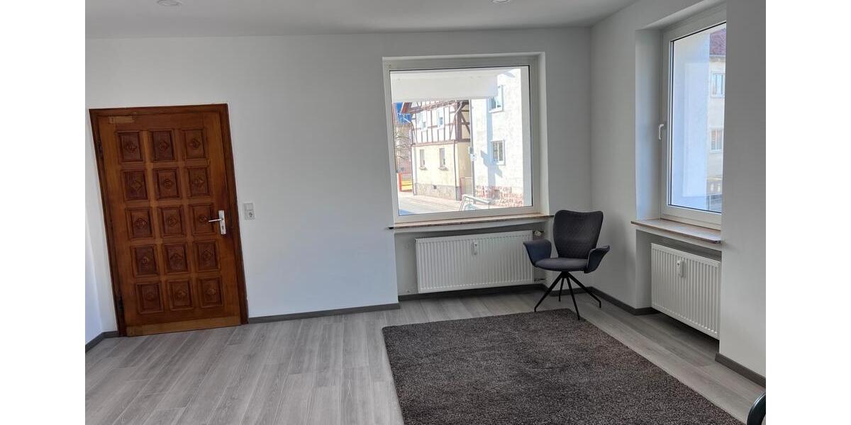 Etagenwohnung Burghaun - 3 Zimmer, 75 m&sup2;, 875&euro; | Angebot:25046829