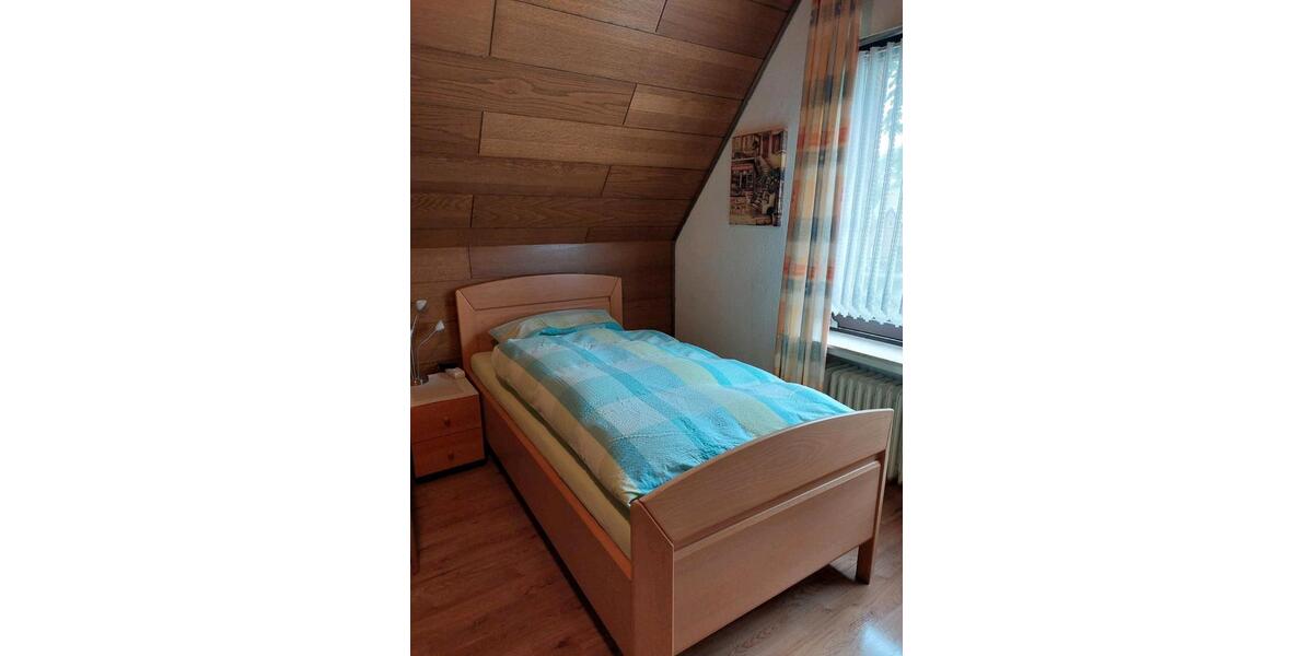 Etagenwohnung Lingen (Ems) Gauerbach - 1 Zimmer, 16 m&sup2;, 17&euro; | Angebot:26041119