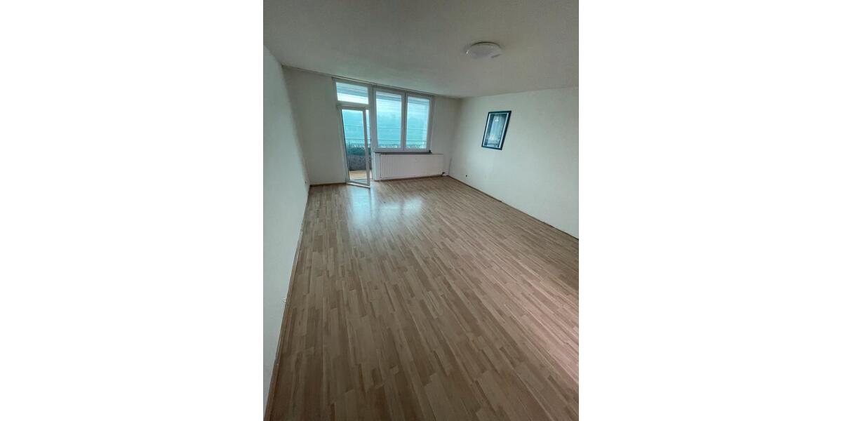 Etagenwohnung Mönchengladbach Süd - 1 Zimmer, 66 m&sup2;, 500&euro; | Angebot:26698733