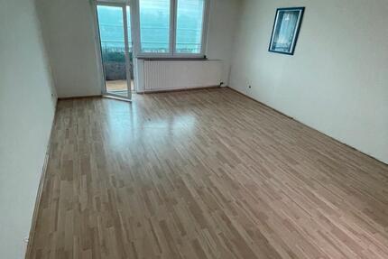 Wohnung Mönchengladbach Süd - 1 Zimmer, 66 m&sup2;, 500&euro; | Angebot:26698733