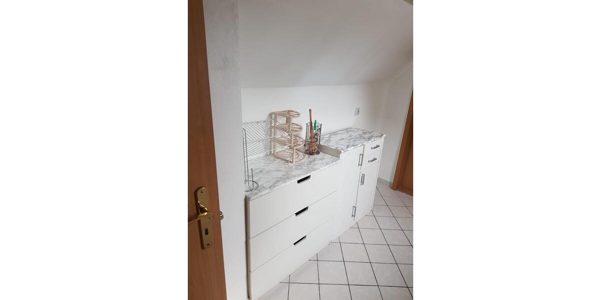 Dachgeschoßwohnung Erlangen Am Anger - 2.5 Zimmer, 54 m&sup2;, 660&euro; | Angebot:25875120