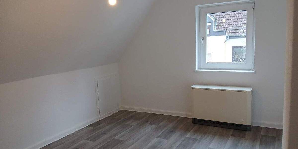 Etagenwohnung Bad Gandersheim Wrescherode - 3 Zimmer, 61 m&sup2;, 365&euro; | Angebot:25688751