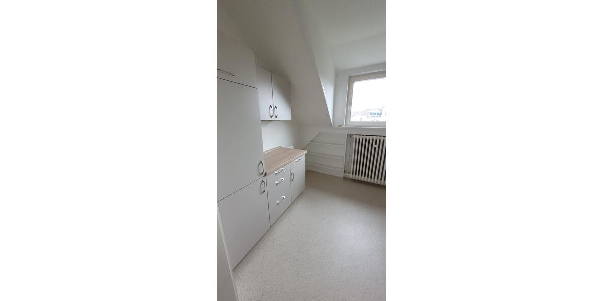 Dachgeschoßwohnung Goslar - 3 Zimmer, 95 m&sup2;, 680&euro; | Angebot:24442399