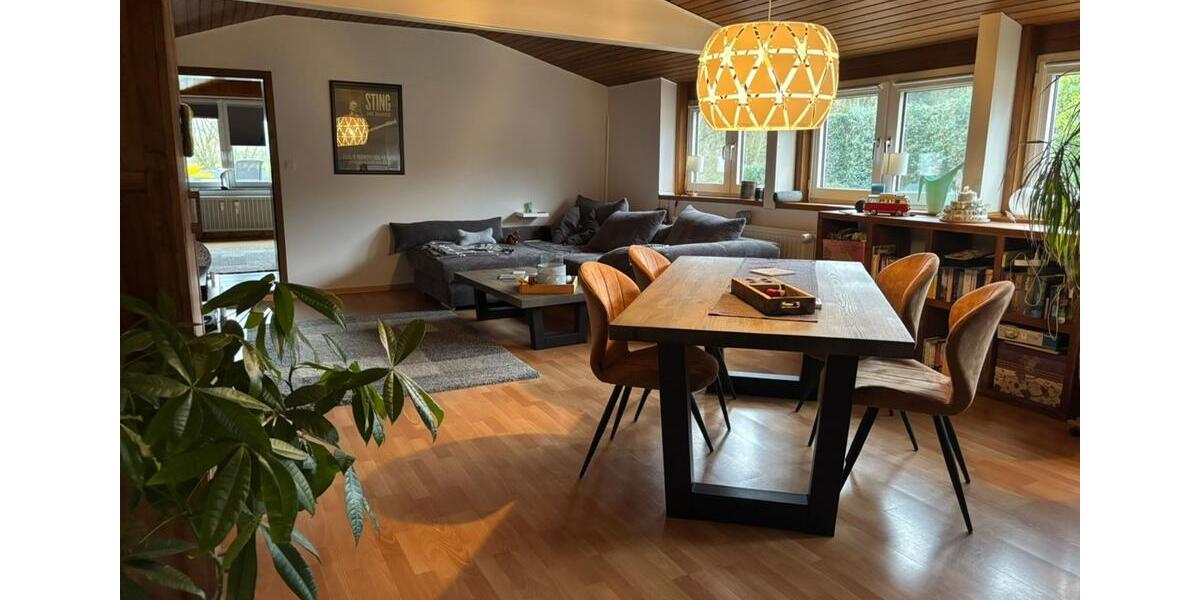 Dachgeschoßwohnung Wegberg - 3 Zimmer, 125 m&sup2;, 860&euro; | Angebot:25148849