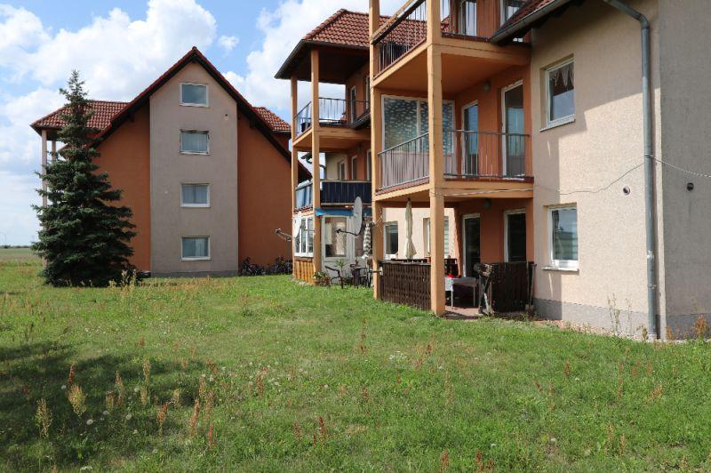 Etagenwohnung Ebersbach - 3 Zimmer, 84 m&sup2;, 415&euro; | Angebot:25791663