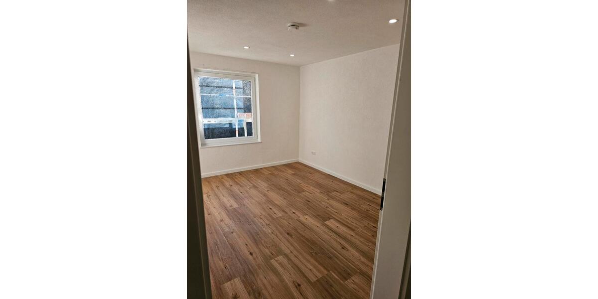 Etagenwohnung Neckarbischofsheim - 3 Zimmer, 75 m&sup2;, 750&euro; | Angebot:26048783