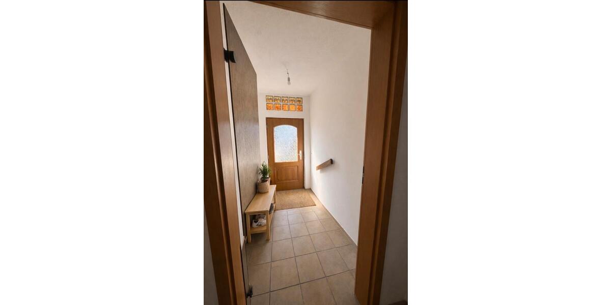 Doppelhaushälfte Bamberg Am Bruderwald - 3 Zimmer, 100 m&sup2;, 1.400&euro; | Angebot:26043430