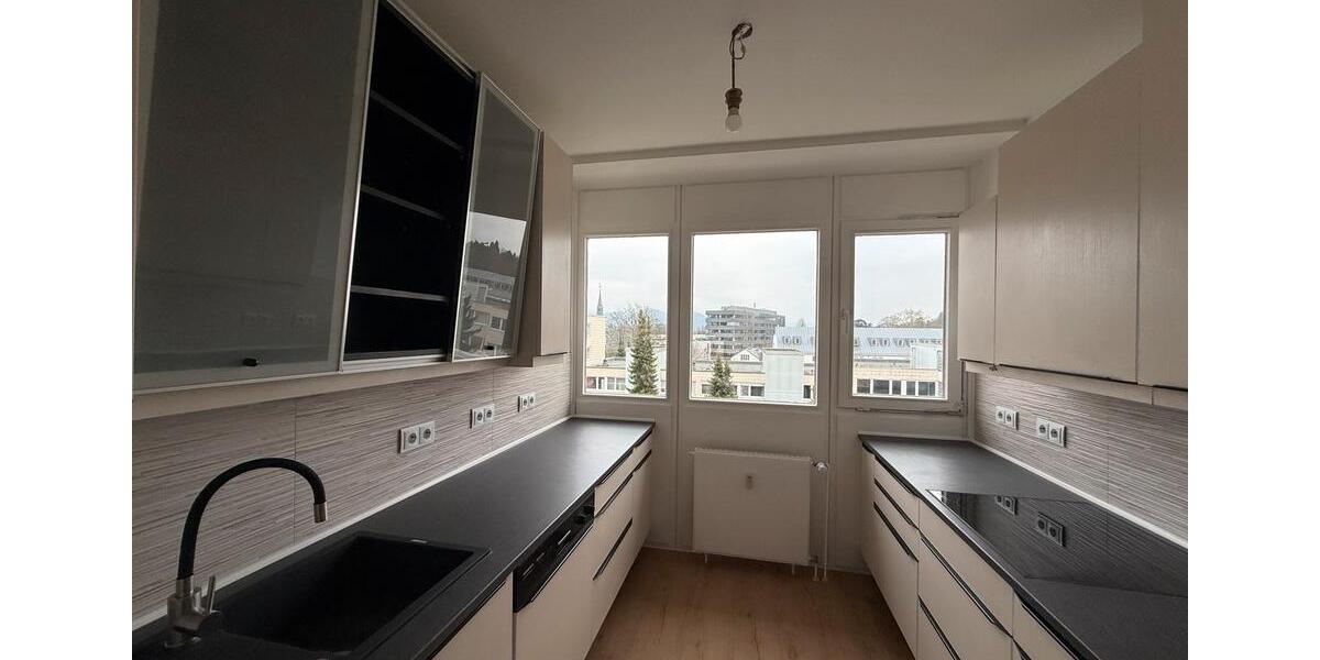 Dachgeschoßwohnung Bonn Bad Godesberg - 4.5 Zimmer, 98 m&sup2;, 1.900&euro; | Angebot:24678768