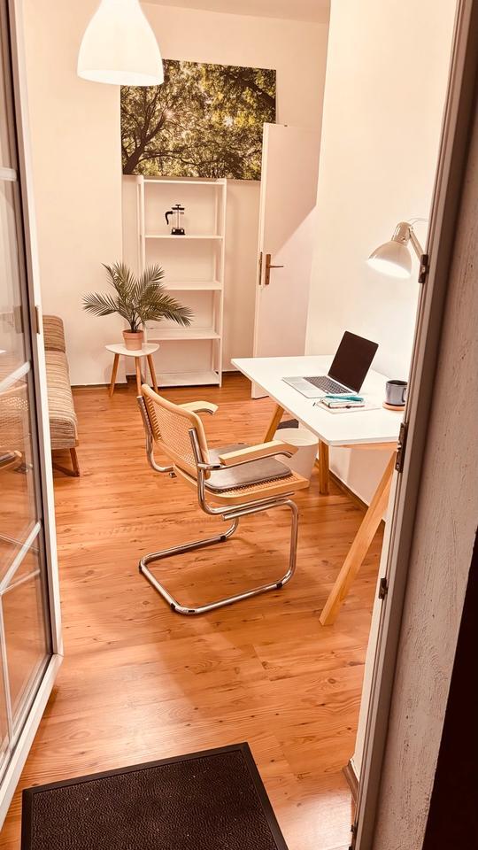 3-Zimmer-Wohnung – Südbalkon ☀️zentral, möbliert