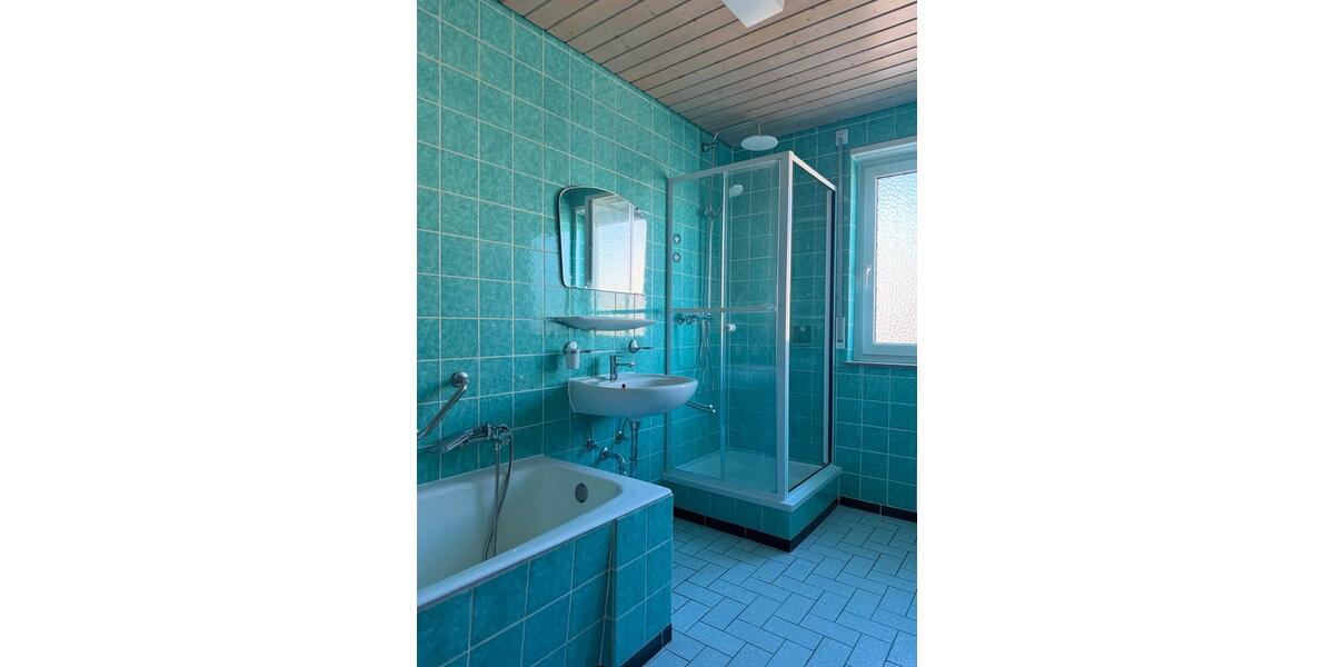 Etagenwohnung Rutesheim - 5 Zimmer, 123 m&sup2;, 1.250&euro; | Angebot:26007794