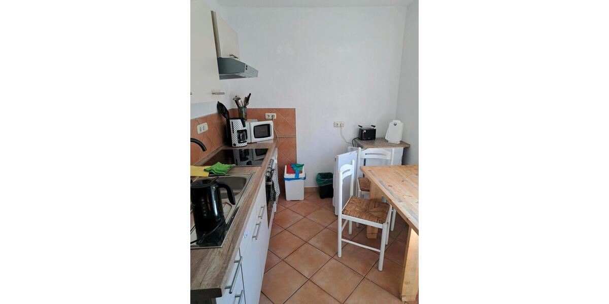 Etagenwohnung Bürgel - 3 Zimmer, 100 m&sup2;, 30&euro; | Angebot:26484590