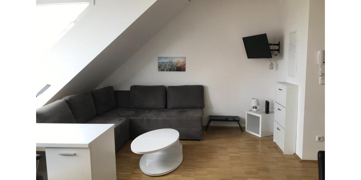 Dachgeschoßwohnung Kiel - 2 Zimmer, 55 m&sup2;, 1.220&euro; | Angebot:24712074