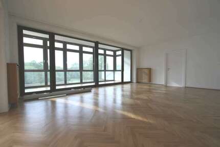 Wohnung zum Mieten in Mannheim-Oststadt 2.250 € 200 m²