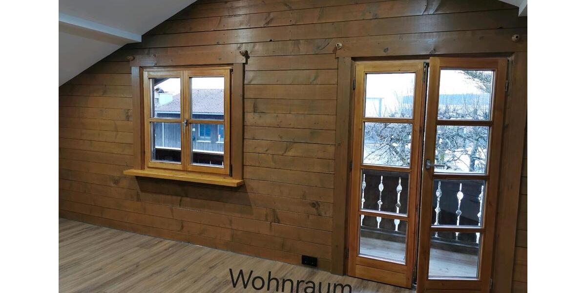 Dachgeschoßwohnung Ingenried - 3 Zimmer, 94 m&sup2;, 1.200&euro; | Angebot:24842124