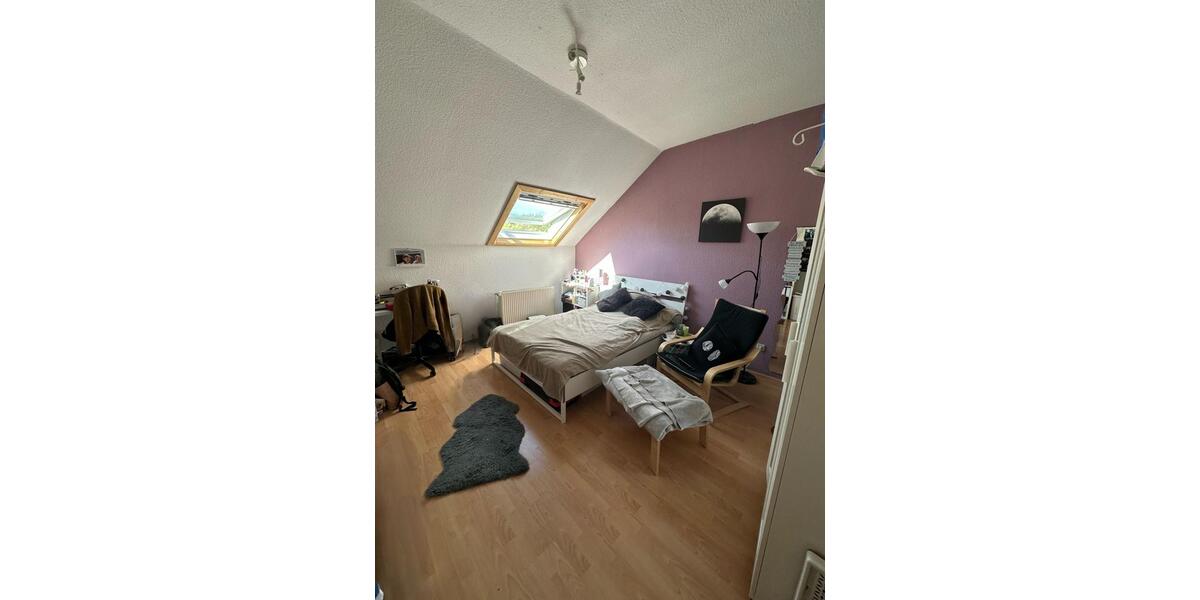 Wohnen auf Zeit Netphen - 16 Zimmer, 76 m&sup2;, 350&euro; | Angebot:26604078