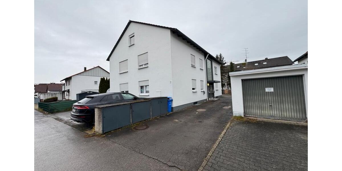 3-Zimmer-Dachgeschosswohnung – Erstbezug nach Renovierung 3 zimmer