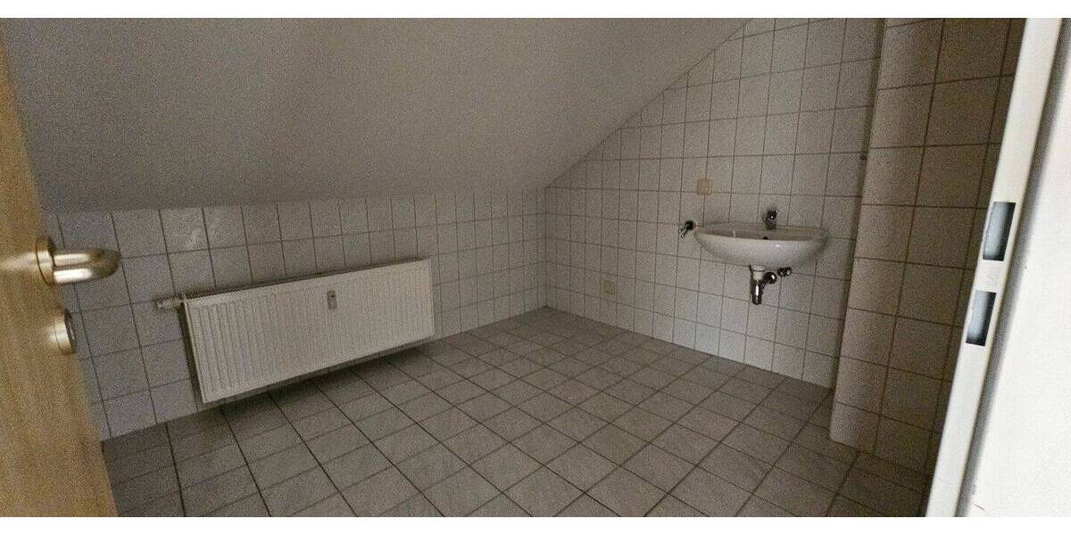 Etagenwohnung Burgstädt Burkersdorf - 2 Zimmer, 52 m&sup2;, 325&euro; | Angebot:24450112