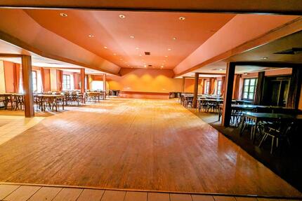 290 m² - Großer heller Saal als Lager mit sep. Zugang + Büro zu vermieten zimmer