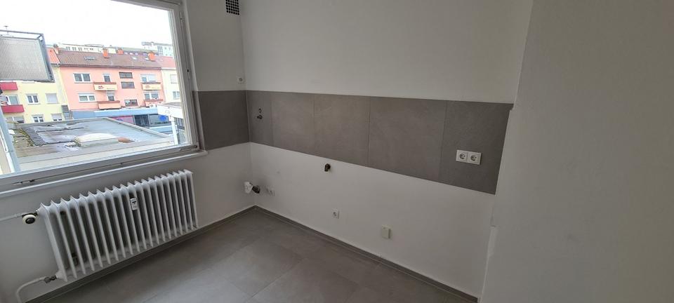 Etagenwohnung Pforzheim Weststadt - 3 Zimmer, 70 m&sup2;, 820&euro; | Angebot:26493421