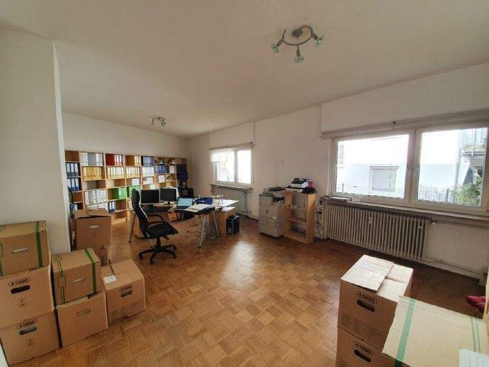 Gewerbeobjekt Viernheim - 3 Zimmer, 80 m&sup2;, 550&euro; | Angebot:26220030