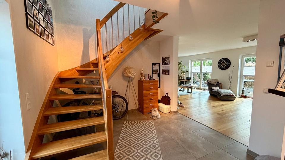 Einfamilienhaus Lotte - 5 Zimmer, 137 m&sup2;, 1.700&euro; | Angebot:24977743