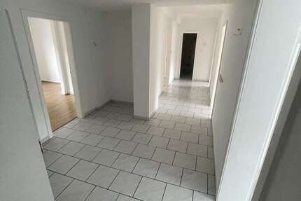 Wohnung zum Mieten in Essen 820 € 117 m² 4 zimmer