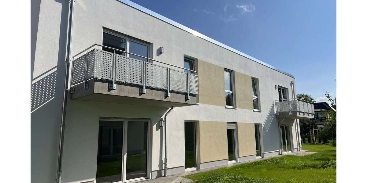 Etagenwohnung Rostock Reutershagen - 2 Zimmer, 71 m&sup2;, 925&euro; | Angebot:26756862